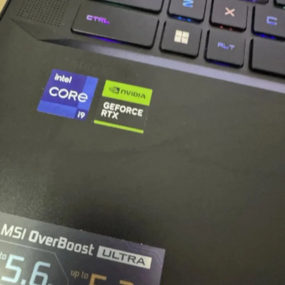 MSI Raider GE78 HX Gaming Laptop 13V, I9 13980HX, RTX 4090, 2TB SSD, 16gb RAM